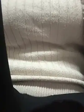 crhong666 online show from March 8, 2026, 2:04 am