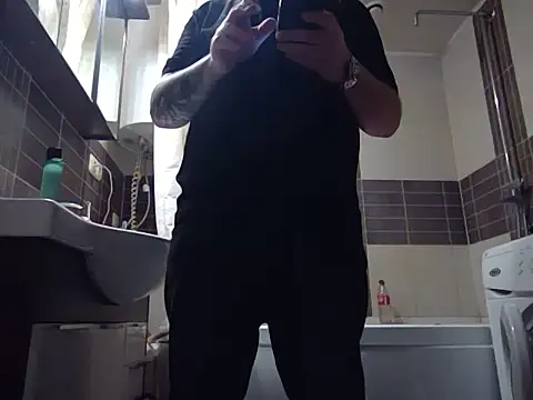 Snapshot of JeffryBoy36 chatting on November 7, 2025, 1:10 am JeffryBoy36 online show from November 7, 2025, 1:10 am