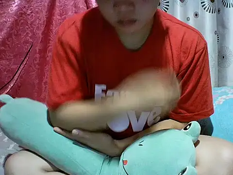 alhex gay26 online show from December 15, 2025, 1:06 pm