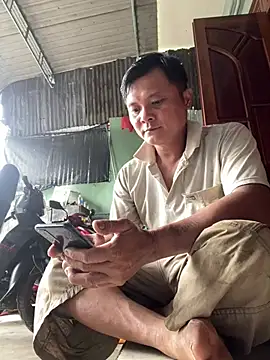 hotboy2x online show from February 27, 2026, 3:40 am