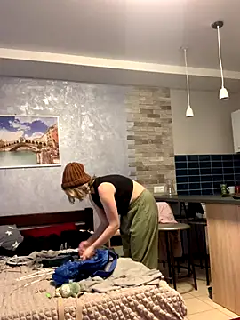 Snapshot of Rainbow_W chatting on October 15, 2025, 2:03 pm Rainbow W online show from October 15, 2025, 2:03 pm