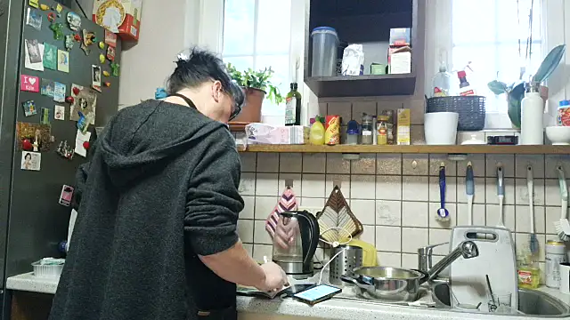 Snapshot of honey47 chatting on October 11, 2025, 2:29 pm honey47 online show from October 11, 2025, 2:29 pm