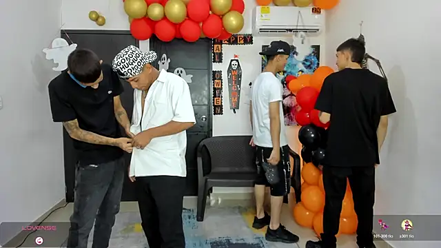 Playhardsex  online show from October 26, 2025, 11:05 pm