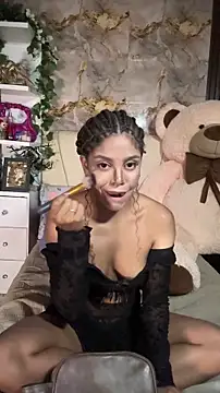 hannachris- online show from April 8, 2026, 12:45 am