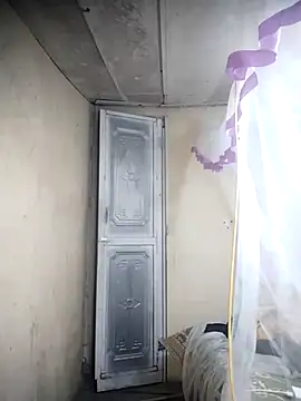 Dung-Thao19 online show from October 31, 2025, 1:52 pm