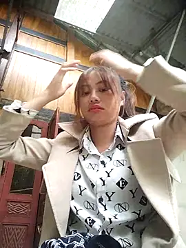 Dung-Thao19 online show from October 26, 2025, 5:52 am