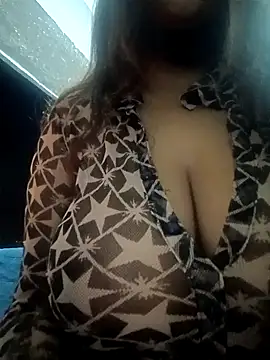 Hott Muskan online show from March 12, 2026, 7:51 pm