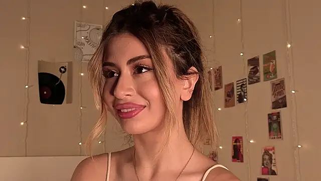 Snapshot of GeorginaHarn chatting on October 10, 2025, 8:15 am GeorginaHarn online show from October 10, 2025, 8:15 am