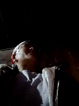 Snapshot of Love-Mama33 chatting on November 30, 2025, 10:32 pm Love-Mama33 online show from November 30, 2025, 10:32 pm