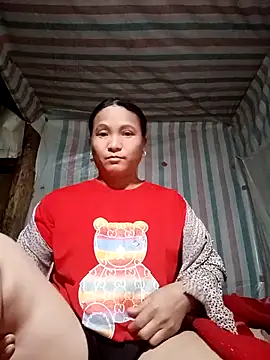 Snapshot of Love-Mama33 chatting on November 22, 2025, 11:09 am Love-Mama33 online show from November 22, 2025, 11:09 am