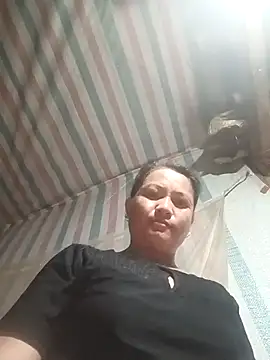 Snapshot of Love-Mama33 chatting on October 30, 2025, 10:50 pm Love-Mama33 online show from October 30, 2025, 10:50 pm