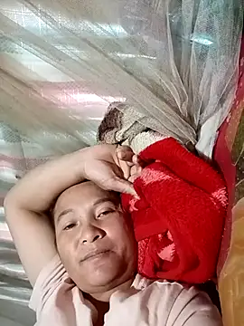 Snapshot of Love-Mama33 chatting on November 6, 2025, 12:58 am Love-Mama33 online show from November 6, 2025, 12:58 am