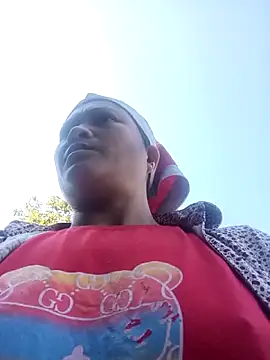 Snapshot of Love-Mama33 chatting on November 26, 2025, 2:55 am Love-Mama33 online show from November 26, 2025, 2:55 am