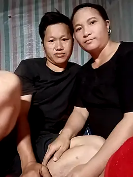 Snapshot of Love-Mama33 chatting on November 13, 2025, 12:31 pm Love-Mama33 online show from November 13, 2025, 12:31 pm