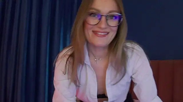 EvelynPoole online show from February 24, 2026, 1:50 am