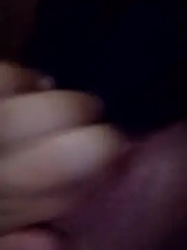 Suelen013 online show from January 10, 2026, 8:04 pm