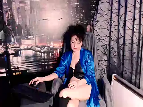 Snapshot of AMOURSWEET2025 chatting on November 29, 2025, 4:18 pm AMOURSWEET2025 online show from November 29, 2025, 4:18 pm