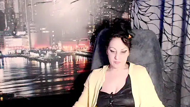 AMOURSWEET2025 online show from February 2, 2026, 6:29 pm