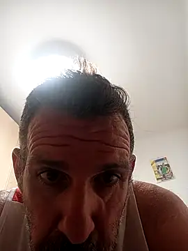 gigolobcn online show from July 13, 2026, 2:22 am