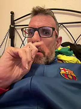 gigolobcn online show from November 22, 2025, 5:23 pm