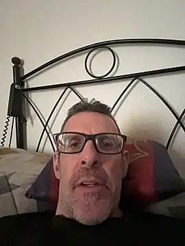 gigolobcn online show from February 1, 2026, 1:42 pm