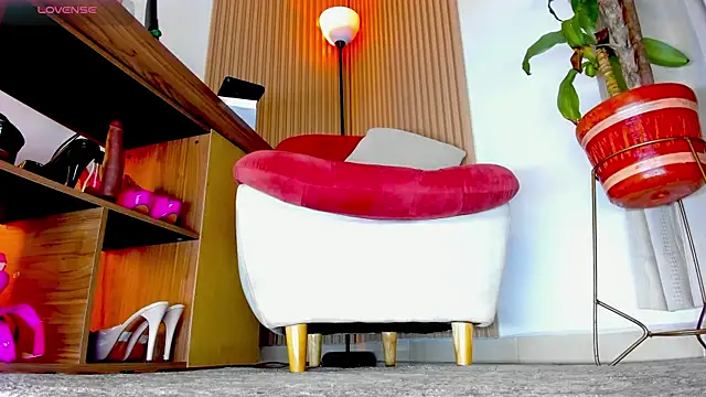 Anastacia lestrange online show from October 29, 2025, 11:31 am