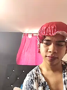 Snapshot of milabiggcoock chatting on September 10, 2025, 6:07 pm milabiggcoock online show from September 10, 2025, 6:07 pm