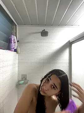 Snapshot of heartty_Milah chatting on October 23, 2025, 7:34 pm heartty Milah online show from October 23, 2025, 7:34 pm