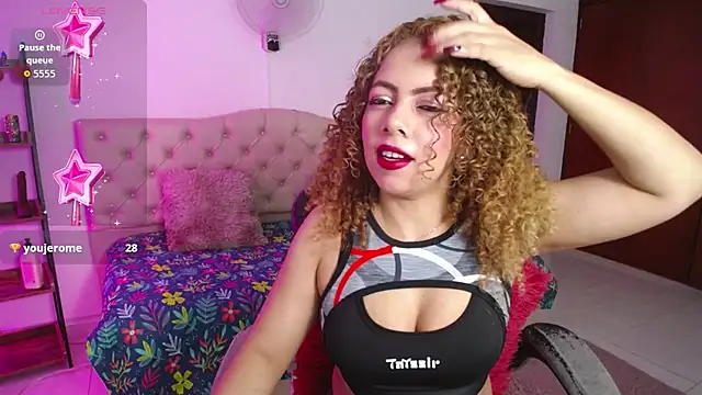 thalia mills19 online show from April 18, 2026, 8:20 pm