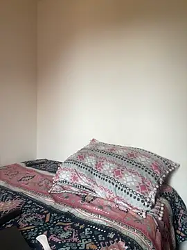 Snapshot of Zara_Bel chatting on September 27, 2025, 6:36 pm Zara Bel online show from September 27, 2025, 6:36 pm