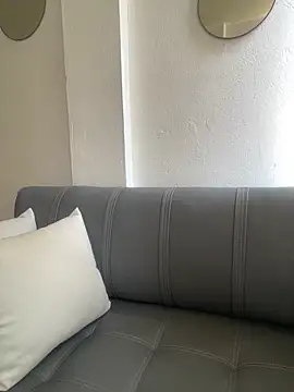 Snapshot of Zara_Bel chatting on October 4, 2025, 6:20 pm Zara Bel online show from October 4, 2025, 6:20 pm