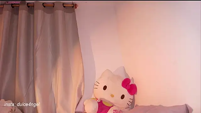 dulceangel   online show from November 27, 2025, 3:07 am