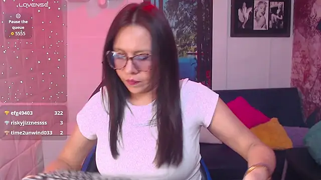 Snapshot of Eva_mermaid chatting on September 20, 2025, 9:09 pm Eva mermaid online show from September 20, 2025, 9:09 pm