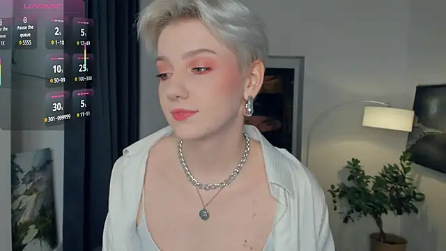 Snapshot of OdelynaAsp chatting on October 29, 2025, 12:37 pm OdelynaAsp online show from October 29, 2025, 12:37 pm