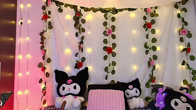 cutee andrea online show from March 18, 2026, 2:48 am