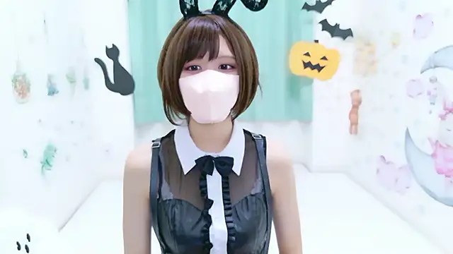 Snapshot of Saaya_xx chatting on October 31, 2025, 7:49 am Saaya xx online show from October 31, 2025, 7:49 am