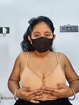 Snapshot of Your-Vedika chatting on October 25, 2025, 4:44 am Your-Vedika online show from October 25, 2025, 4:44 am