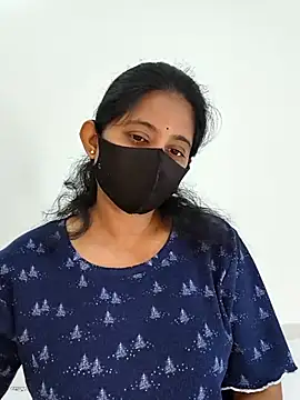 Snapshot of Your-Vedika chatting on November 12, 2025, 6:28 am Your-Vedika online show from November 12, 2025, 6:28 am