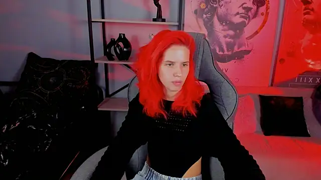 Snapshot of NitaNihil chatting on October 3, 2025, 7:15 pm NitaNihil online show from October 3, 2025, 7:15 pm