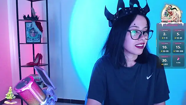 Snapshot of girldom chatting on December 17, 2025, 8:58 pm girldom online show from December 17, 2025, 8:58 pm