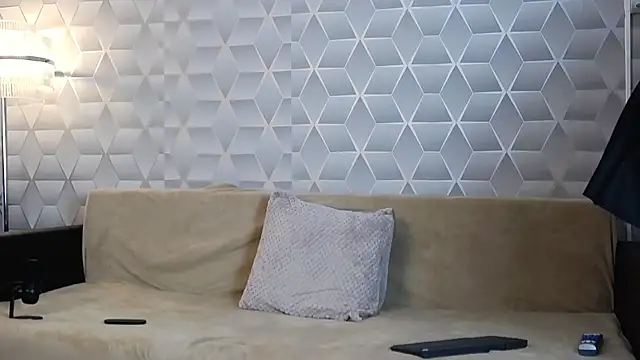 Snapshot of ScarletNoiree chatting on November 25, 2025, 11:54 am ScarletNoiree online show from November 25, 2025, 11:54 am