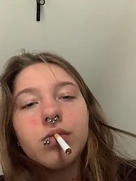 Snapshot of VesnaCrystal chatting on October 11, 2025, 8:15 am VesnaCrystal online show from October 11, 2025, 8:15 am