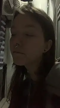 VesnaCrystal online show from February 15, 2026, 11:25 pm