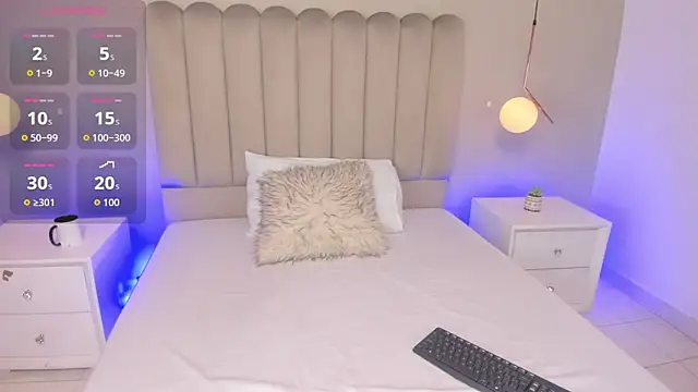 Dani rosse  online show from November 20, 2025, 1:23 pm