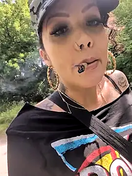 Av3ryyBe3 online show from June 4, 2026, 3:06 pm