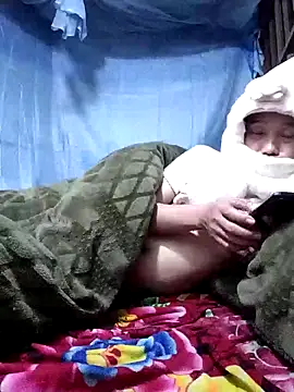 PhamPm70 online show from December 16, 2025, 10:52 am