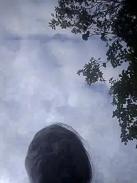 Snapshot of PhamPm70 chatting on October 11, 2025, 12:33 am PhamPm70 online show from October 11, 2025, 12:33 am