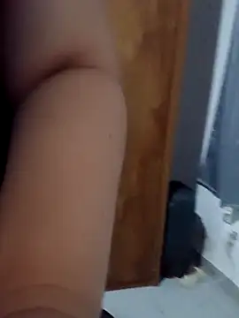 Silkenfeet21 online show from February 15, 2026, 11:14 pm