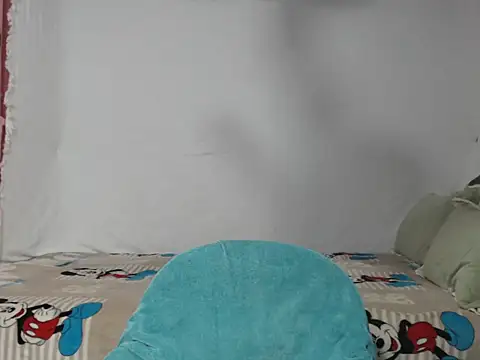 HelenaM online show from September 28, 2025, 10:55 am