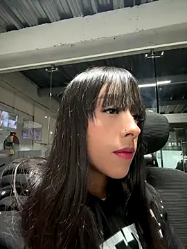 Snapshot of Aleja_ruizz chatting on November 22, 2025, 6:56 am Aleja ruizz online show from November 22, 2025, 6:56 am